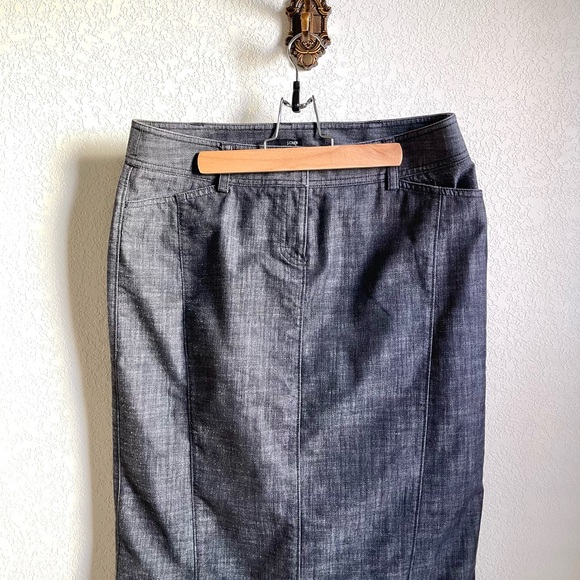 J. Crew Dresses & Skirts - J. Crew Charcoal Skirt